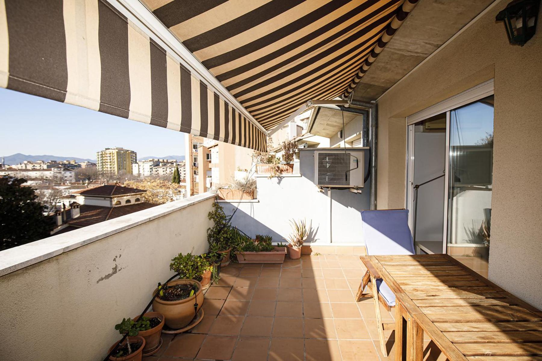 Apartamento Con Dos Grandes Terrazas En Girona Exterior photo